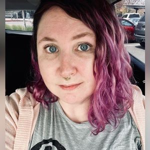 Meet your Posher, Ariella